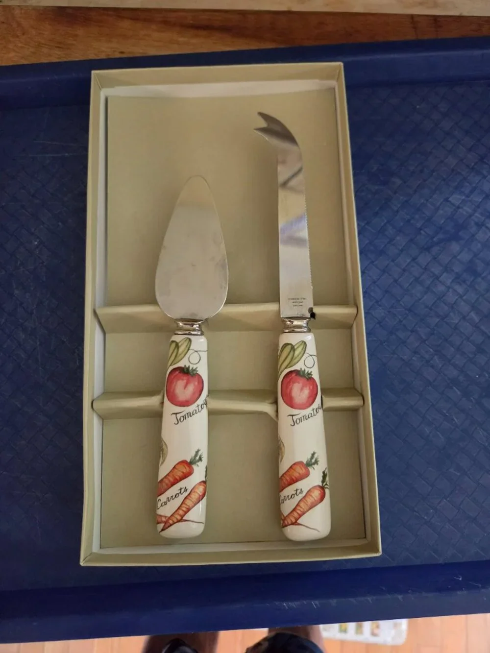 Franciscan vegetable medley cheese knife server porcelain handles